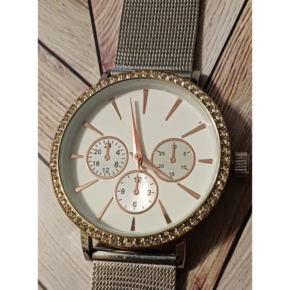 Men's watch Japan Movt silver tone sundials